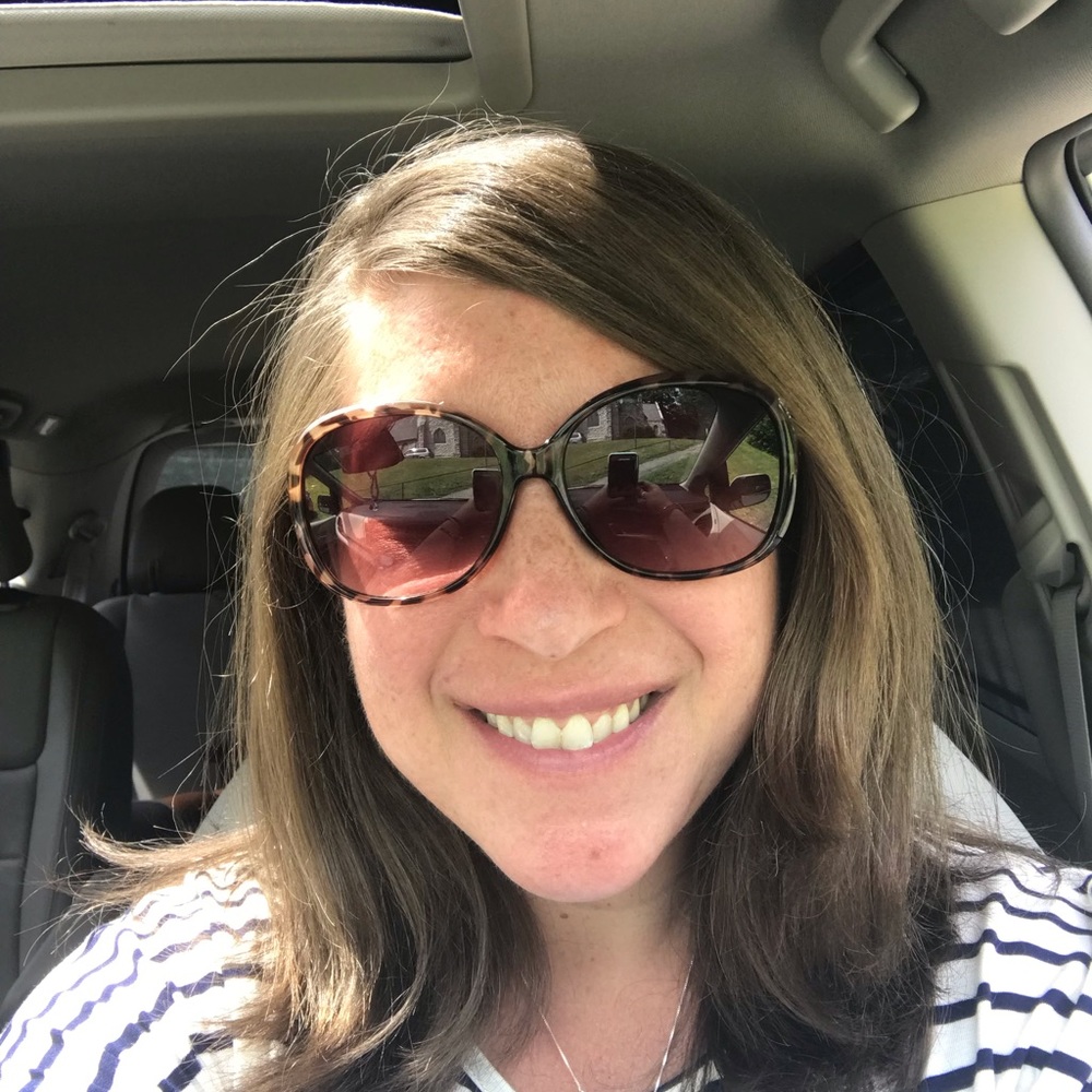 Meet your Posher, Lindsey